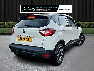 Used 2019 Renault Captur Iconic White - Interior and Exterior details 10