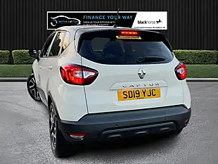 Used 2019 Renault Captur Iconic White - Interior and Exterior details 12