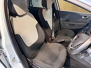 Used 2019 Renault Captur Iconic White - Interior and Exterior details 10