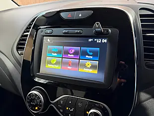 Used 2019 Renault Captur Iconic White - Interior and Exterior details 15