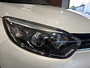 Used 2019 Renault Captur Iconic White - Interior and Exterior details 18