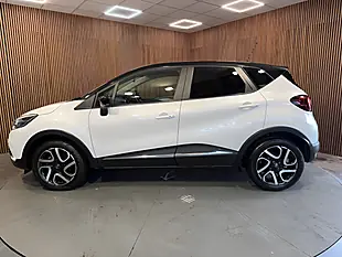 Used 2019 Renault Captur Iconic White - Interior and Exterior details 5
