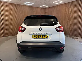 Used 2019 Renault Captur Iconic White - Interior and Exterior details 6