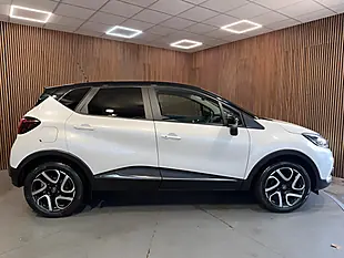 Used 2019 Renault Captur Iconic White - Interior and Exterior details 7