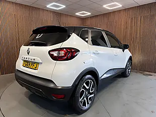 Used 2019 Renault Captur Iconic White - Interior and Exterior details 8