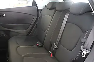 Used 2019 Renault Captur Play Blue - Interior and Exterior details 15