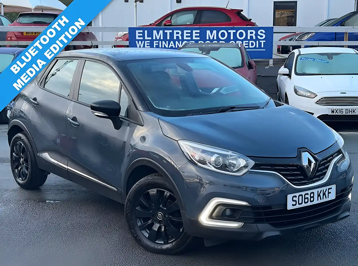 Used 2019 Renault Captur Play Edition Blue - Front View