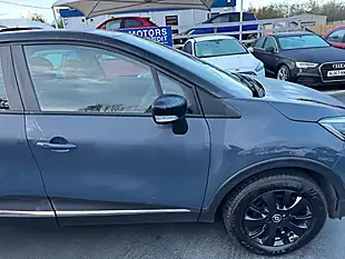 Used 2019 Renault Captur Play Edition Blue - Interior and Exterior details 20