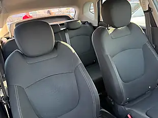 Used 2019 Renault Captur Play Edition White - Interior and Exterior details 14