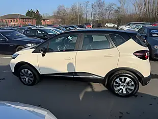Used 2019 Renault Captur Play Edition White - Interior and Exterior details 19
