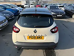 Used 2019 Renault Captur Play Edition White - Interior and Exterior details 20