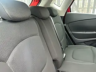 Used 2019 Renault Captur Play Red and Black - Interior and Exterior details 12