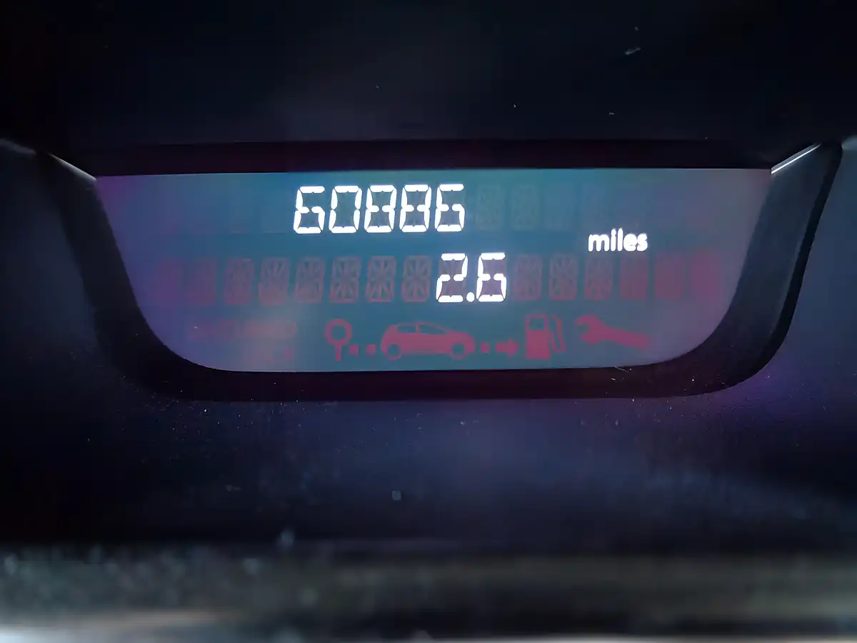 Used 2019 Renault Captur Play Red - Interior and Exterior details 20