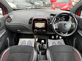 Used 2019 Renault Captur S Edition Red - Interior and Exterior details 3