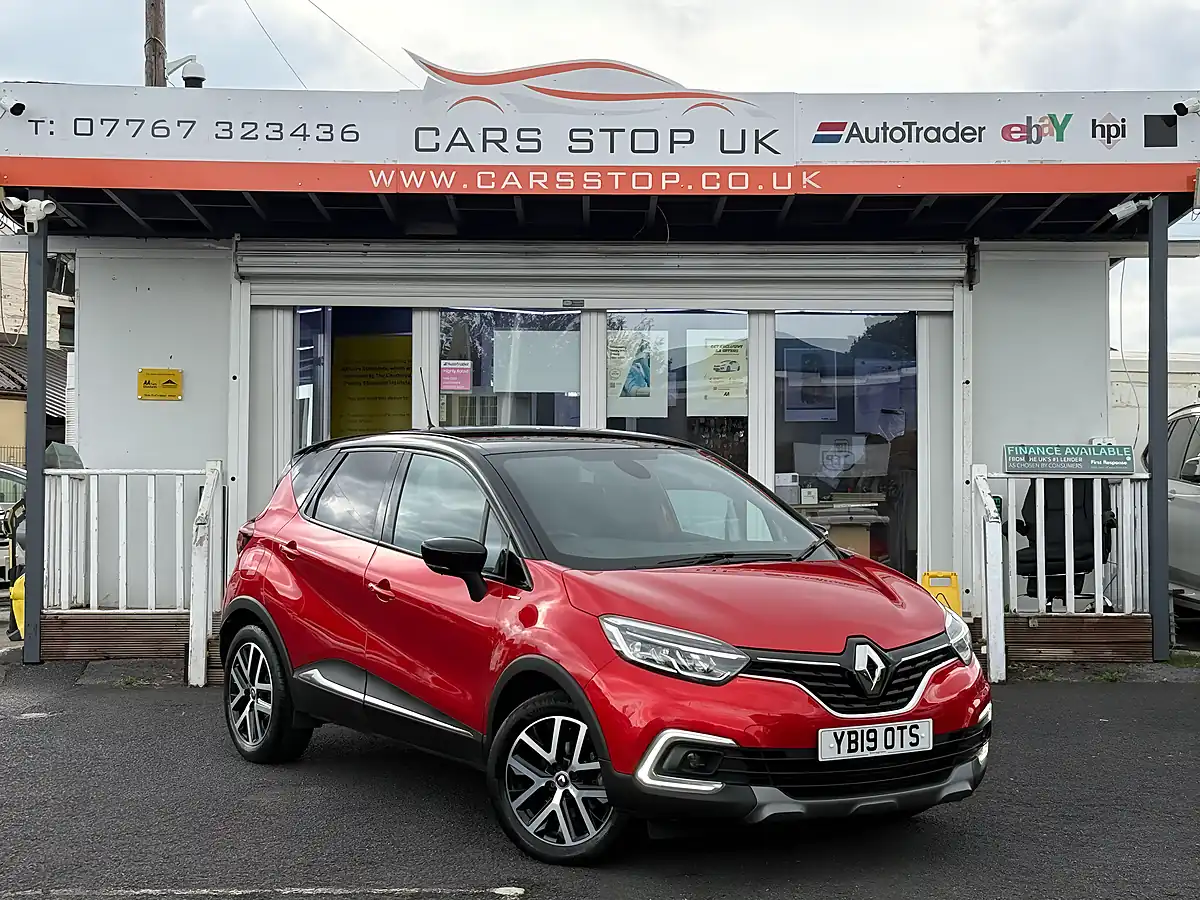 Used 2019 Renault Captur S Edition Red - Interior and Exterior details 5