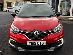 Used 2019 Renault Captur S Edition Red - Interior and Exterior details 8