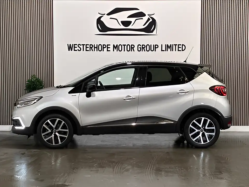 Used 2019 Renault Captur S Edition Silver - Interior and Exterior details 11