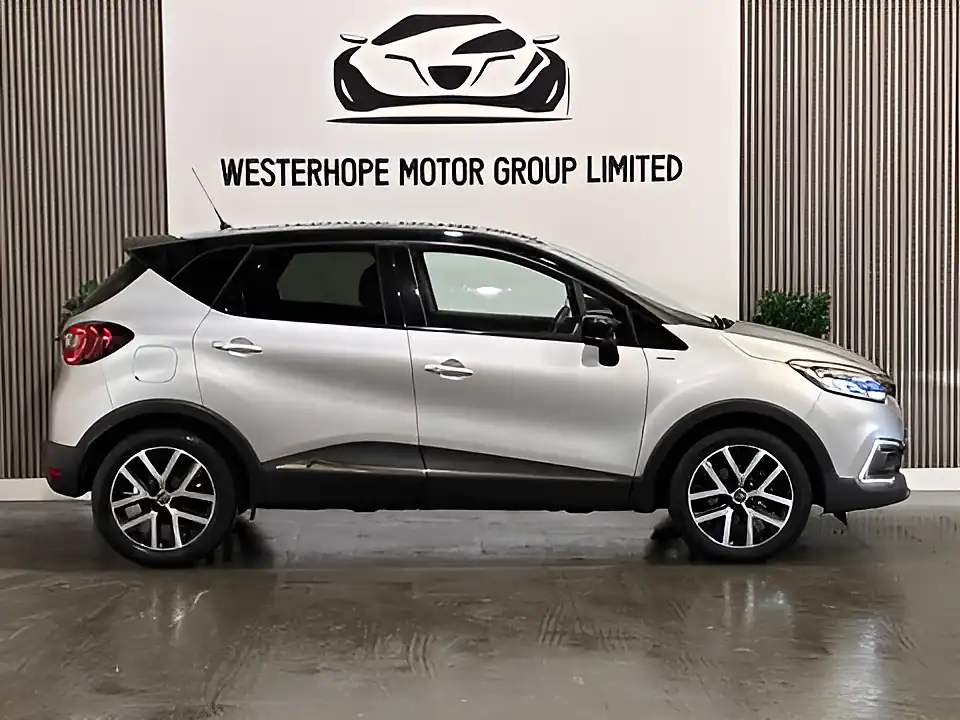 Used 2019 Renault Captur S Edition Silver - Interior and Exterior details 12