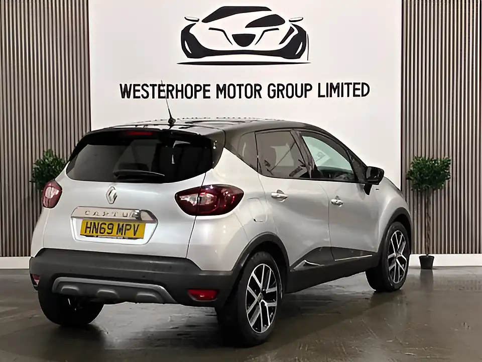 Used 2019 Renault Captur S Edition Silver - Interior and Exterior details 4