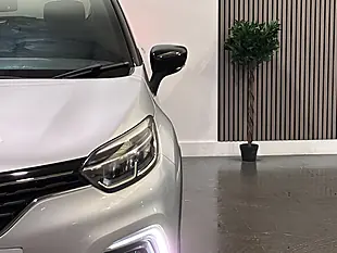 Used 2019 Renault Captur S Edition Silver - Interior and Exterior details 6