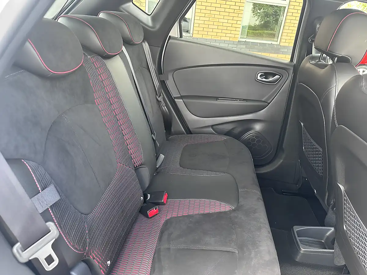 Used 2019 Renault Captur S Edition Silver - Interior and Exterior details 14