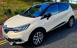 Used 2019 Renault Captur S Edition White - Interior and Exterior details 4
