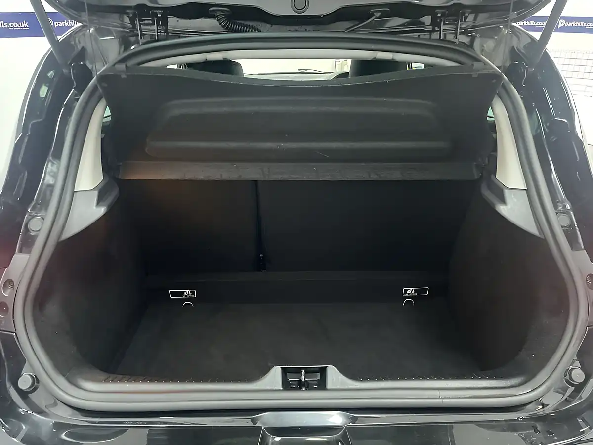 Used 2019 Renault Clio GT Line Black - Interior and Exterior details 7