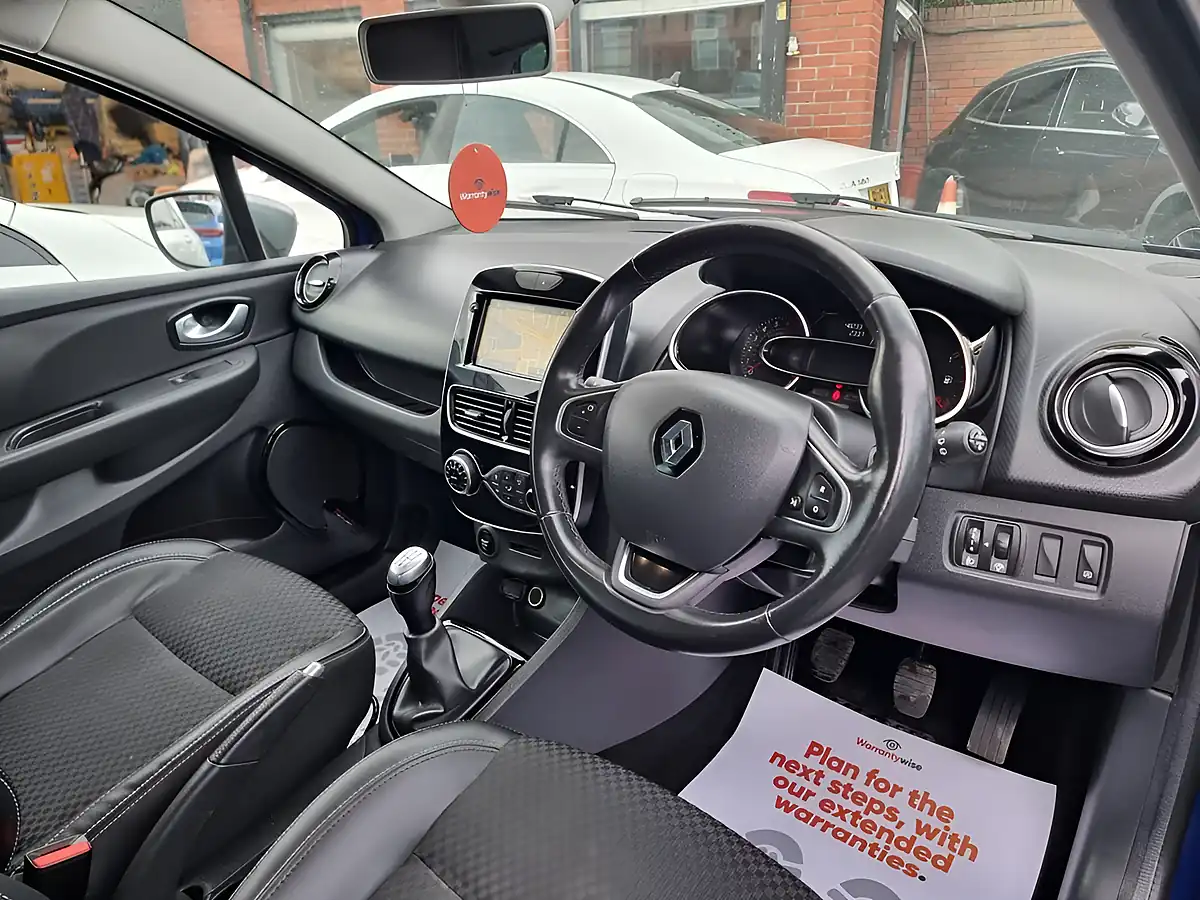 Used 2019 Renault Clio GT Line Blue - Interior and Exterior details 12