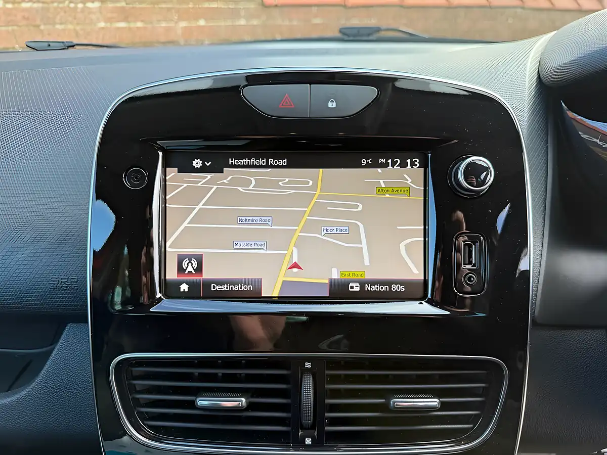 Used 2019 Renault Clio GT Line Flame Red - Interior and Exterior details 11