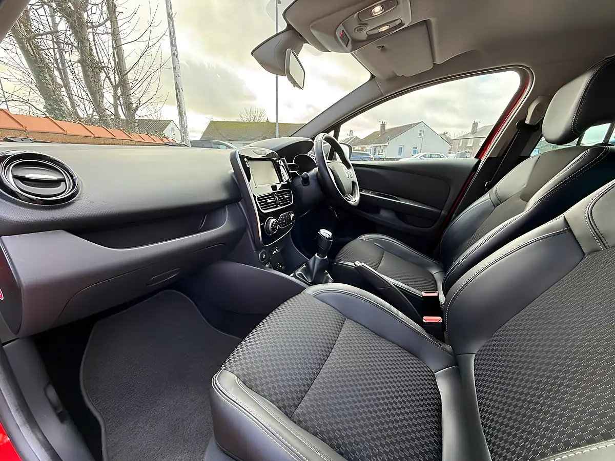 Used 2019 Renault Clio GT Line Flame Red - Interior and Exterior details 13
