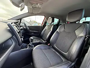 Used 2019 Renault Clio GT Line Flame Red - Interior and Exterior details 14