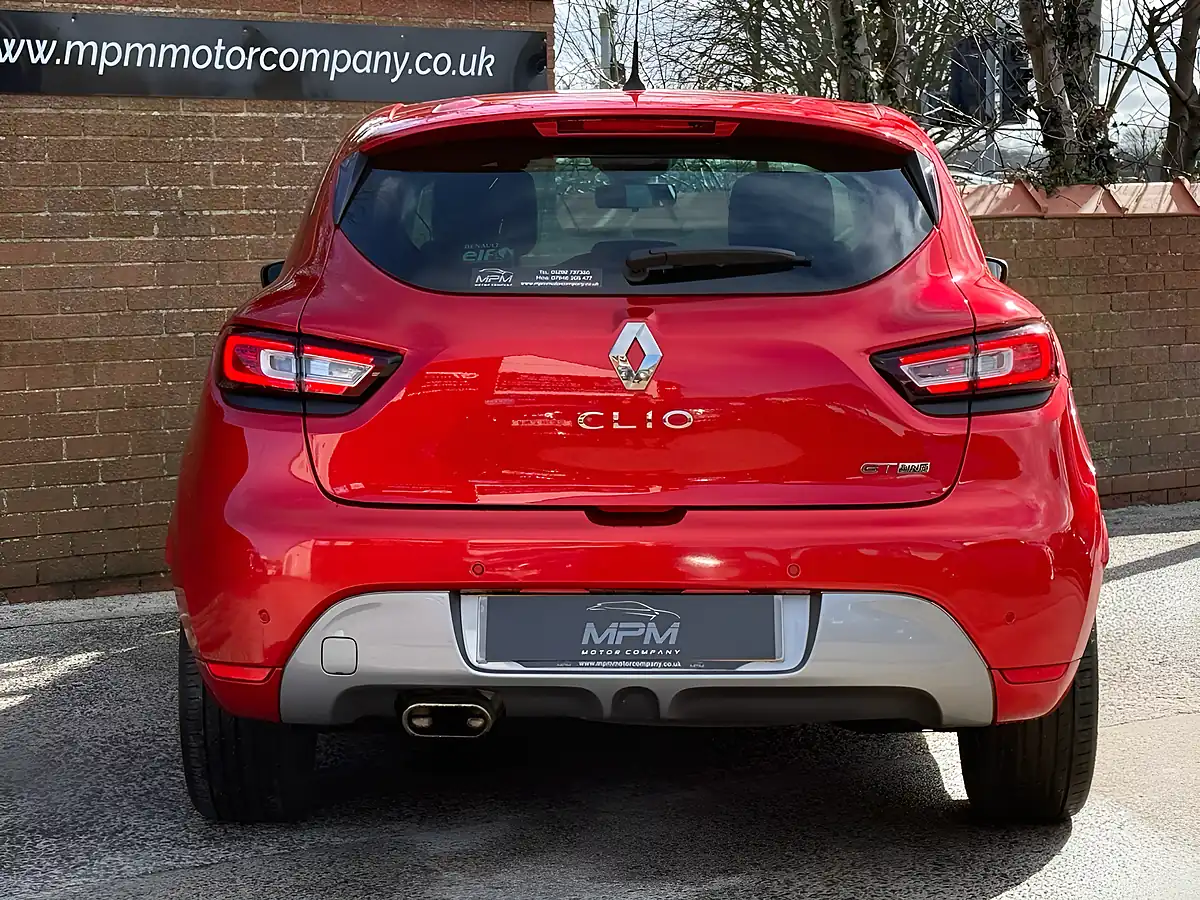 Used 2019 Renault Clio GT Line Flame Red - Interior and Exterior details 8
