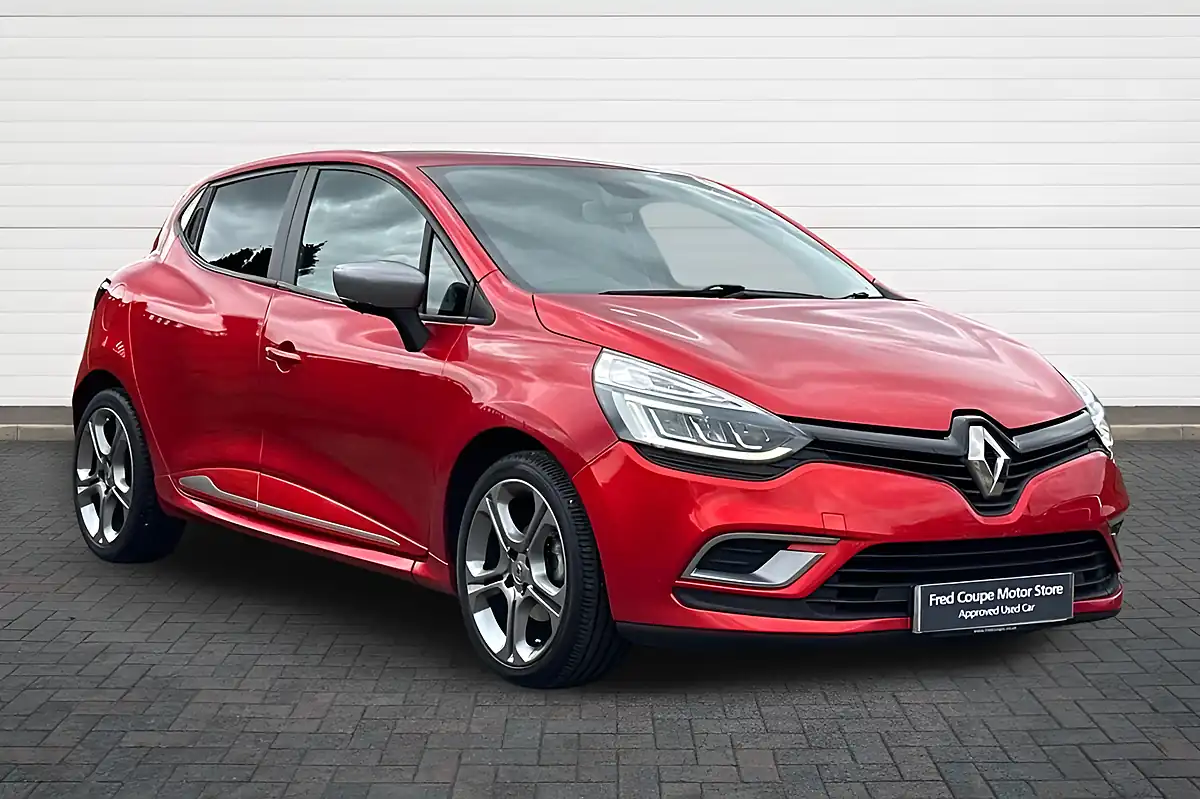 Used 2019 Renault Clio GT Line Red - Front View