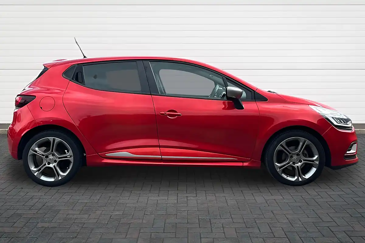 Used 2019 Renault Clio GT Line Red - Interior and Exterior details 2