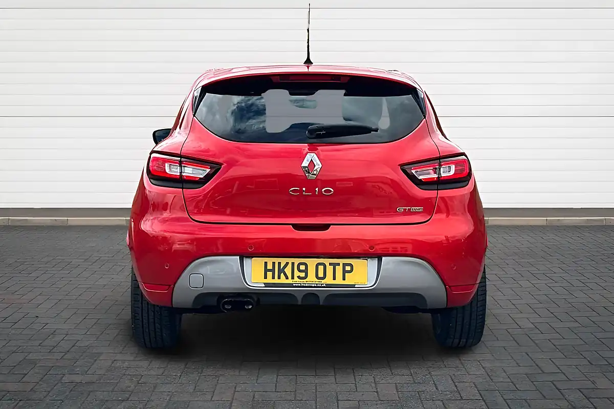 Used 2019 Renault Clio GT Line Red - Interior and Exterior details 4