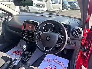 Used 2019 Renault Clio GT Line Red - Interior and Exterior details 10