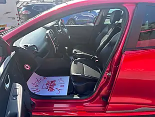 Used 2019 Renault Clio GT Line Red - Interior and Exterior details 12