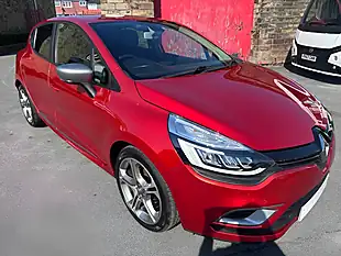 Used 2019 Renault Clio GT Line Red - Interior and Exterior details 7
