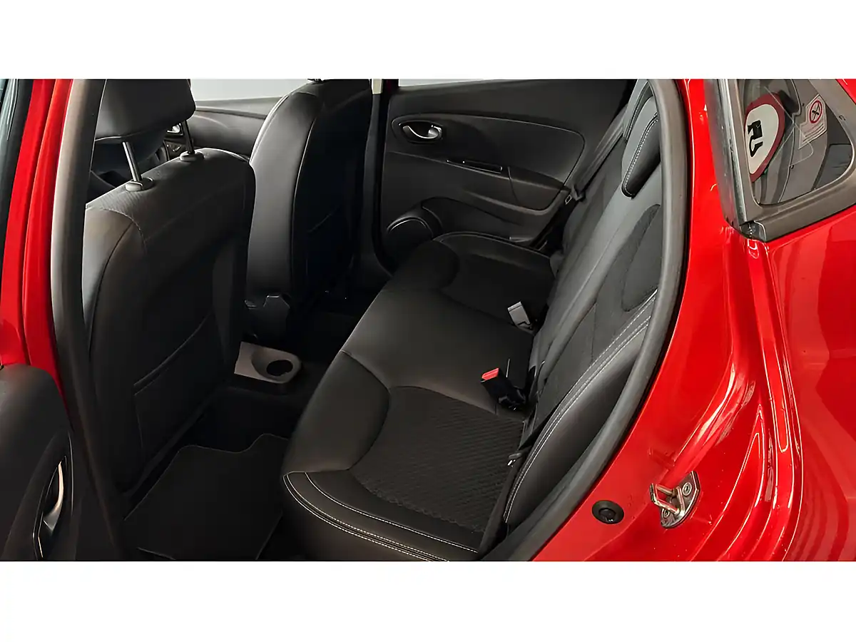 Used 2019 Renault Clio GT Line Red - Interior and Exterior details 6