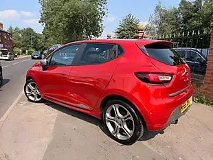 Used 2019 Renault Clio GT Line Red - Interior and Exterior details 9