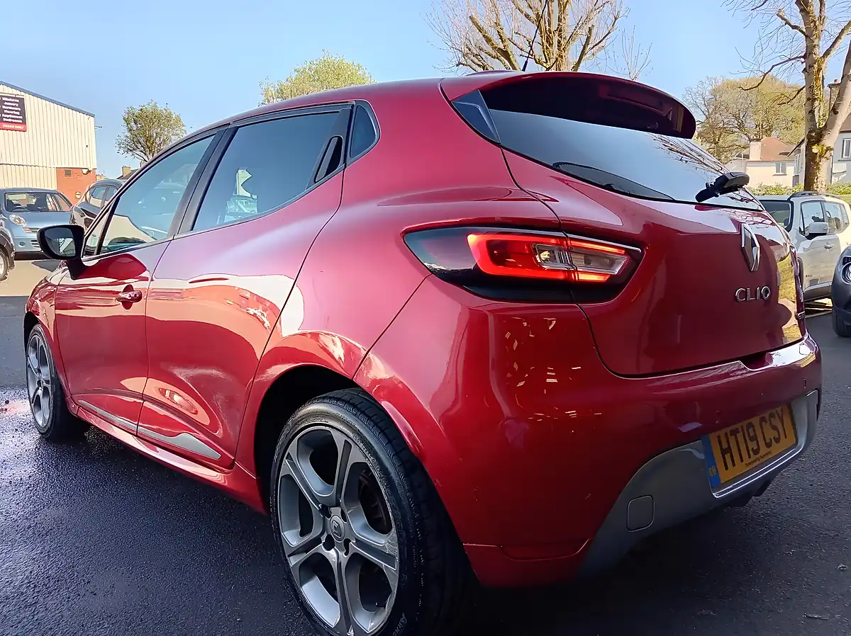 Used 2019 Renault Clio GT Line Red - Interior and Exterior details 6