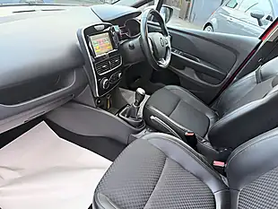 Used 2019 Renault Clio GT Line Red - Interior and Exterior details 13