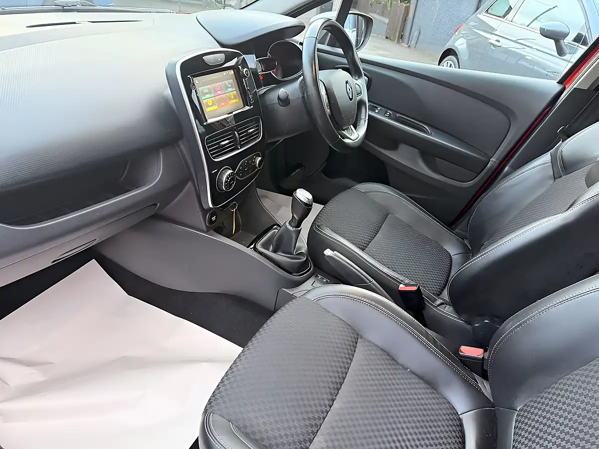 Used 2019 Renault Clio GT Line Red - Interior and Exterior details 13