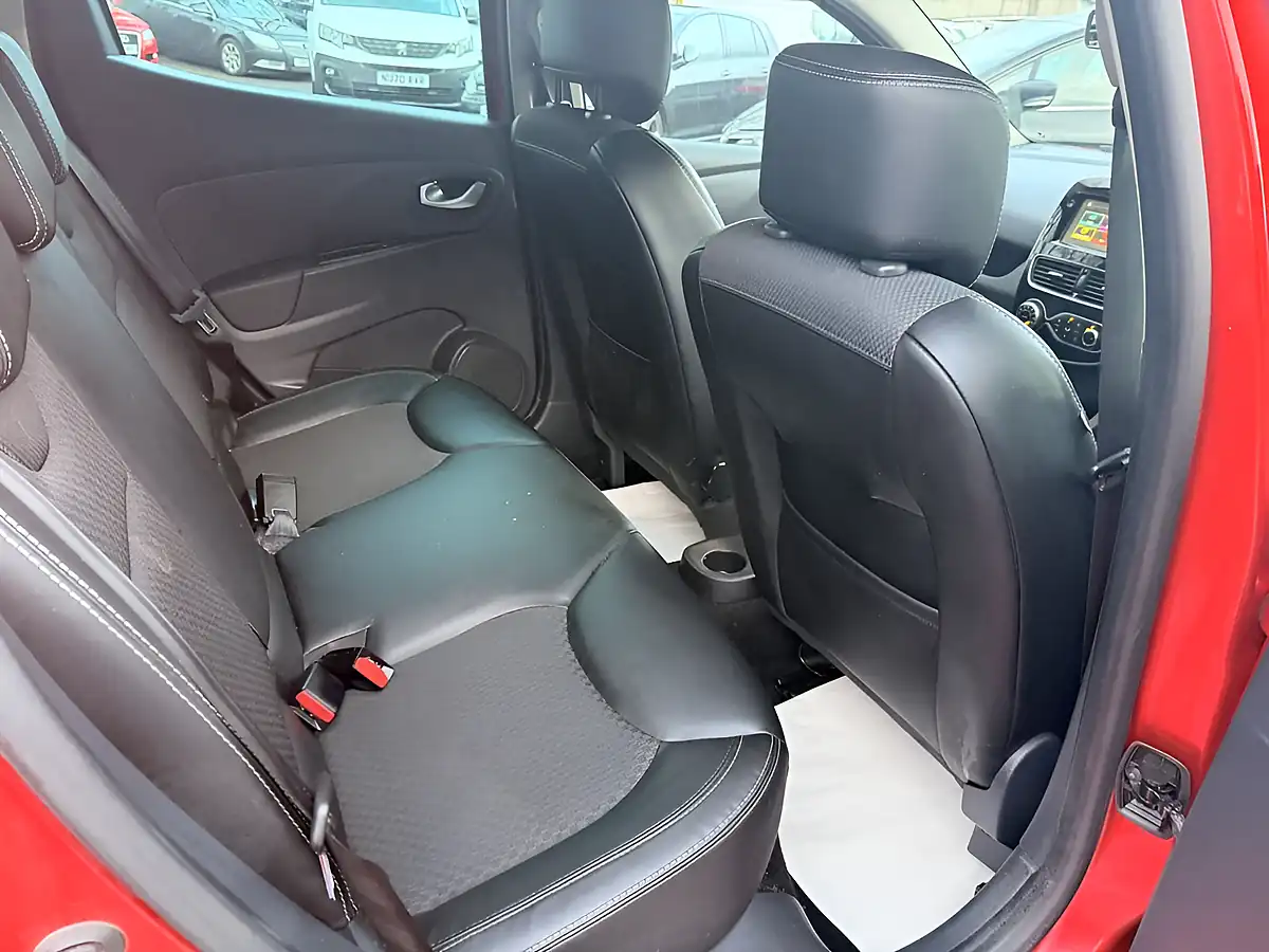 Used 2019 Renault Clio GT Line Red - Interior and Exterior details 15