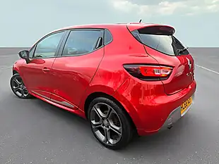 Used 2019 Renault Clio GT Line Red - Interior and Exterior details 4