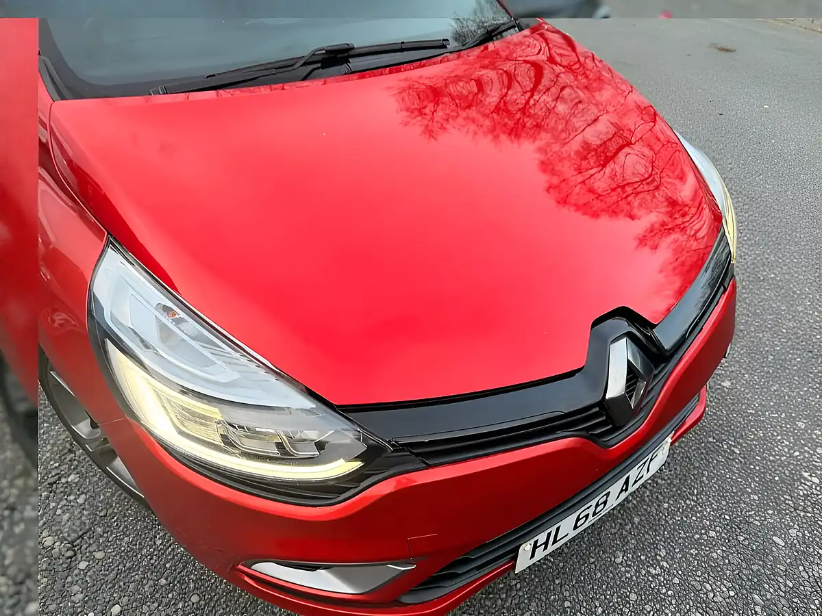 Used 2019 Renault Clio GT Line Red - Interior and Exterior details 9