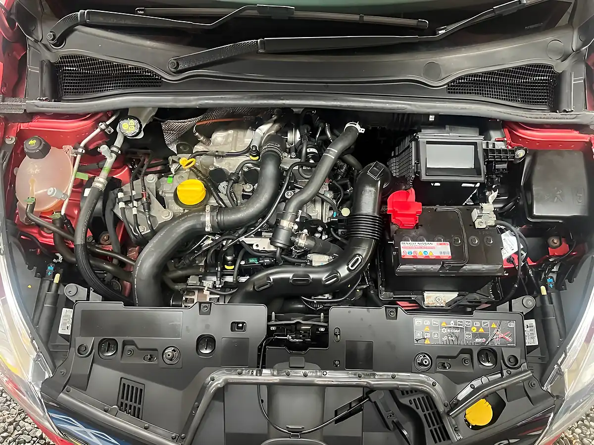 Used 2019 Renault Clio GT Line Red - Interior and Exterior details 18