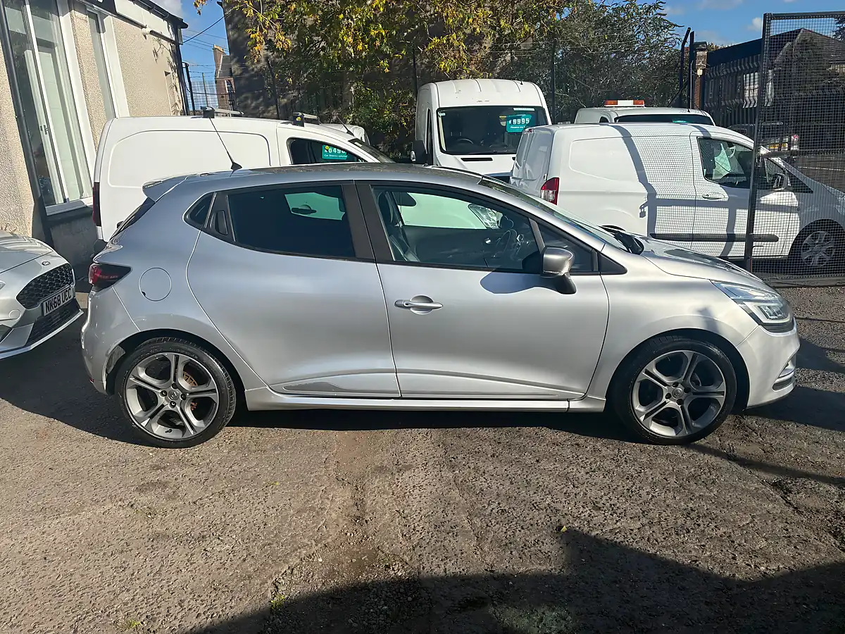 Used 2019 Renault Clio GT Line Silver - Interior and Exterior details 2