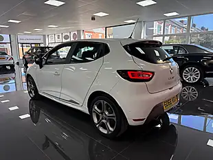 Used 2019 Renault Clio GT Line White - Interior and Exterior details 12