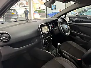 Used 2019 Renault Clio GT Line White - Interior and Exterior details 14